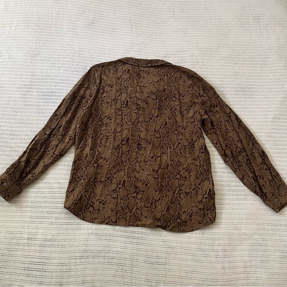 Rails Noemi Top in Brown Snakeskin - Picture 9 of 13
